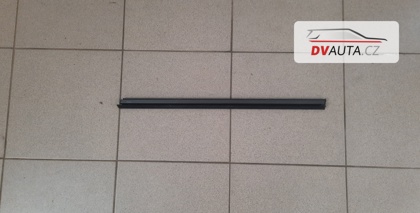 Pravé zadní vnitřní těsnění okna 6V6839479/480B